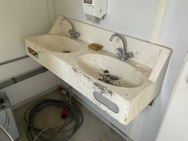 Sanitairunit - afbeelding 9 van  11