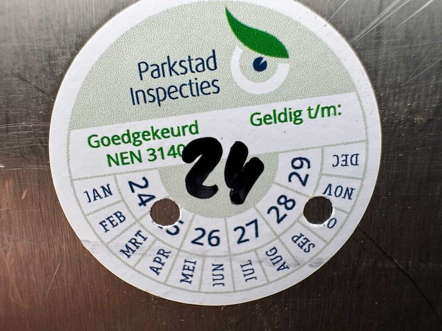 Sanomat - ijsmachine - afbeelding 4 van  5