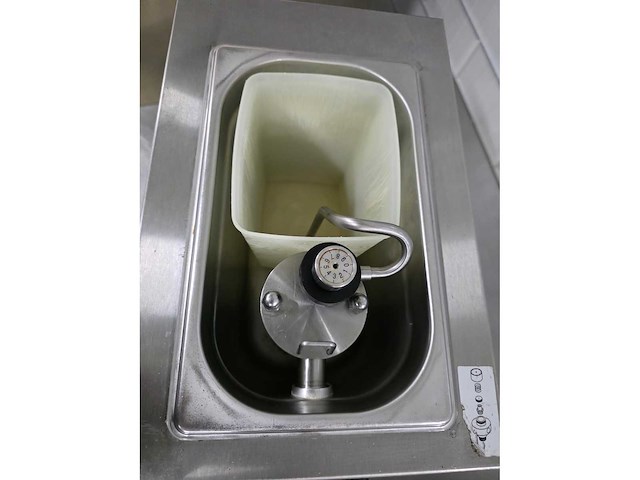 Sanomat - linovario - rvs slagroommachine - afbeelding 7 van  7