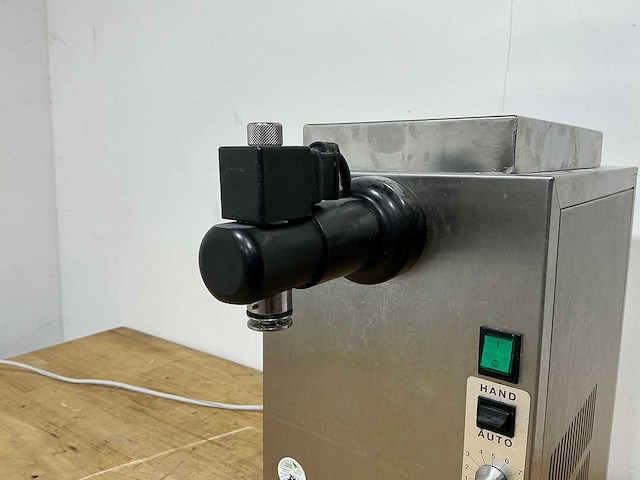 Sanomat - vario - slagroommachine - afbeelding 4 van  7