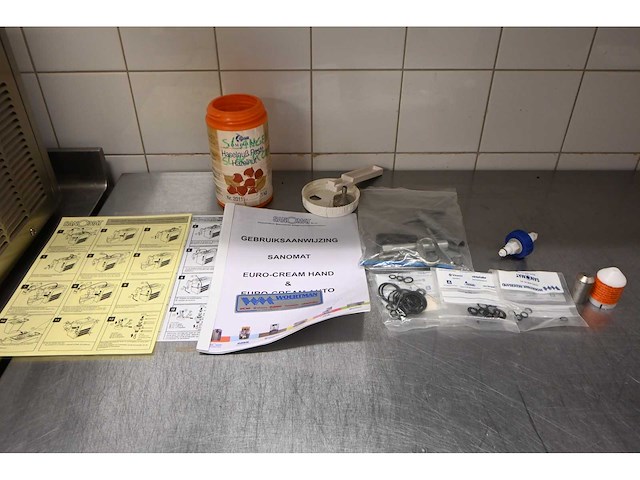 Sanomat ecm-12l hand tba rvs slagroommachine - afbeelding 5 van  7