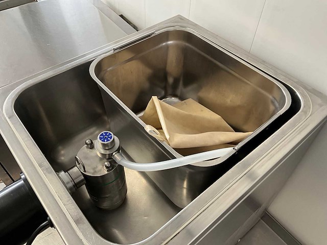 Sanomat ecm-auto 12l slagroom machine - afbeelding 3 van  4