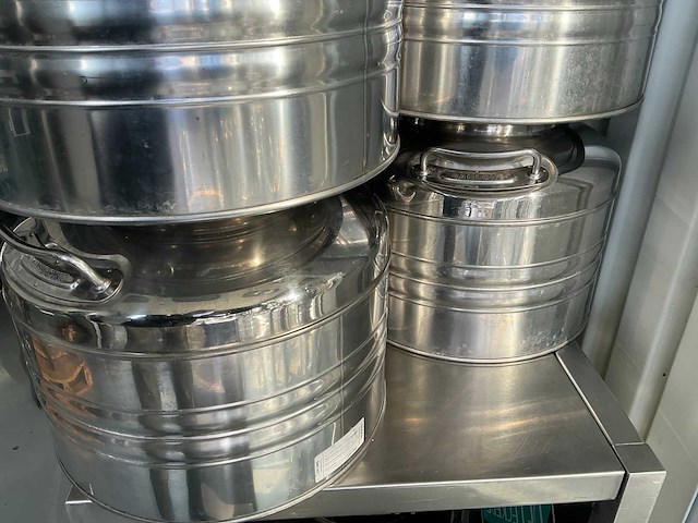 Sansone olijfolievat 25 liter (4x), voorzien van rvs aftapkraan - afbeelding 1 van  3