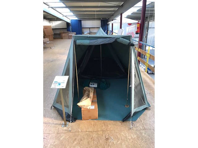 Santander malaga kampeertent (2x) - afbeelding 2 van  4