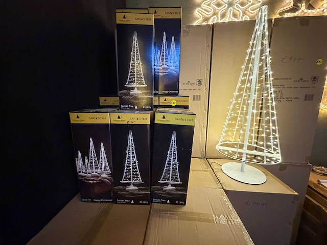 Santa's tree boom kerstverlichting / buitenverlichting (58x) - afbeelding 7 van  14