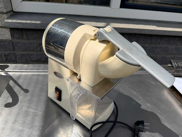 Santos - kaas rasp - kaasraspmachine - afbeelding 1 van  2