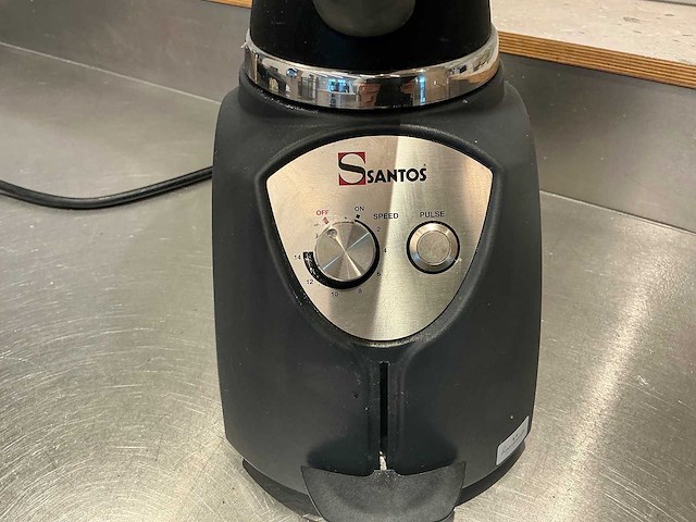 Santos - type 37 - blender - afbeelding 4 van  5