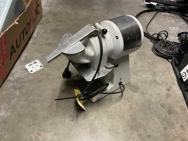 Santos pape 2 elektronische kaasmolen - afbeelding 1 van  4