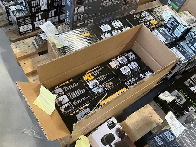 Sanus audio en video accessoires - afbeelding 2 van  49