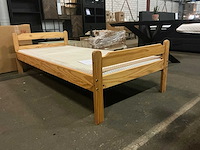 Sany logeerbed 90x200cm - afbeelding 3 van  4