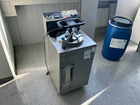 Sanyo mls-2420 laboratorium-autoclave - afbeelding 2 van  6