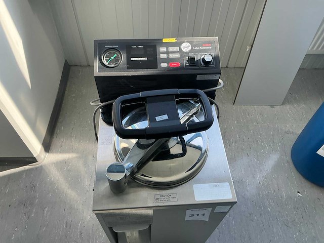 Sanyo mls-2420 laboratorium-autoclave - afbeelding 3 van  6