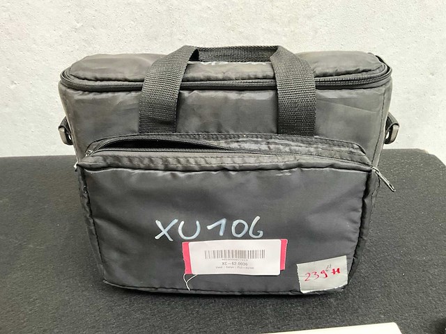 Sanyo plc-xu106 xga projector - afbeelding 2 van  2