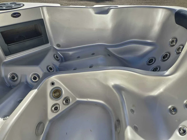 Sapphire spas 5 persoons jacuzzi en buitenspa - afbeelding 3 van  26