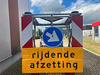 Saris - verkeerskar / traffic - aanhanger voor verkeersbegeleiding - afbeelding 8 van  15