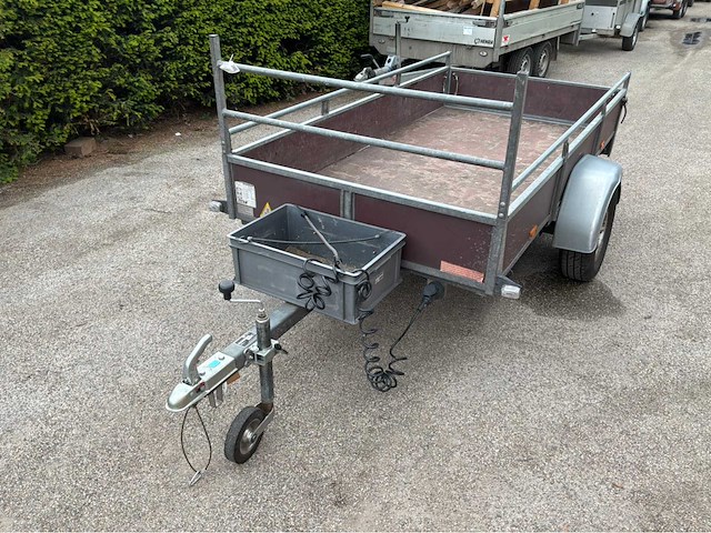 Saris aanhangwagen - afbeelding 1 van  5