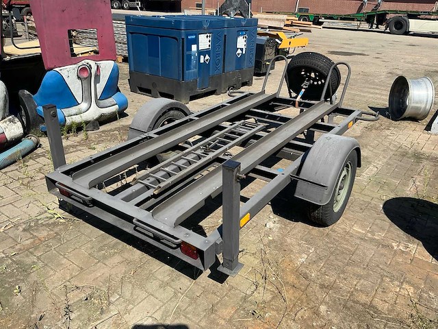 Saris iu/0a motor aanhangwagen - afbeelding 14 van  14