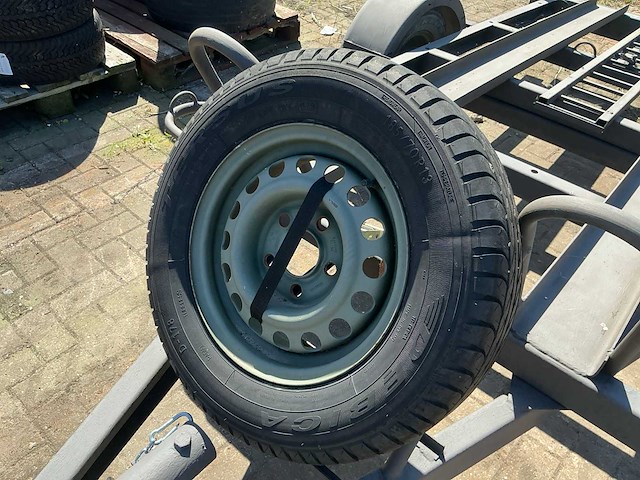 Saris iu/0a motor aanhangwagen - afbeelding 12 van  14