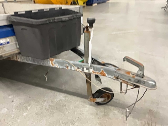 Saris v-750 aanhangwagen - afbeelding 2 van  13