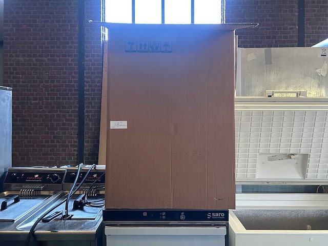Saro - 440-1010 - professionele rvs vaatwasser - afbeelding 3 van  9