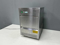 Saro - eb26 - ice maker ijsmachine