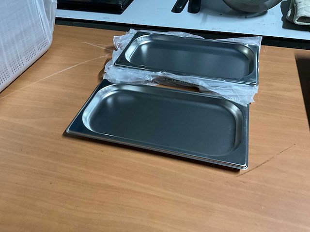 Saro 1/3 gn bakken (8x) - afbeelding 1 van  4