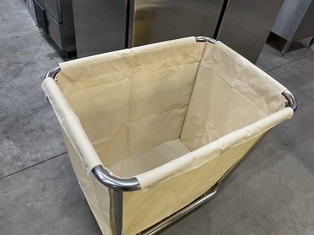 Saro af 264 waszakwagen - afbeelding 3 van  5