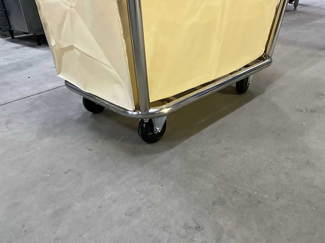 Saro af 264 waszakwagen - afbeelding 4 van  5