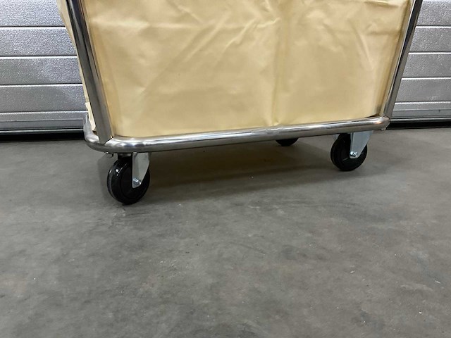 Saro af 264 waszakwagen - afbeelding 4 van  6