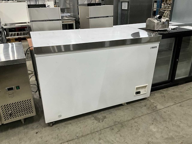 Saro bd401s vrieskist met rvs deksel - afbeelding 1 van  9
