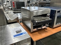 Saro christian doorloopoven