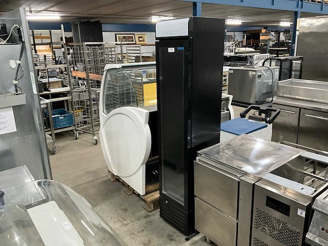 Saro dk 134 pro smalle glasdeur koelkast - afbeelding 1 van  6