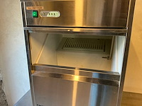 Saro eb-40 ijsblokjesmachine - afbeelding 3 van  8