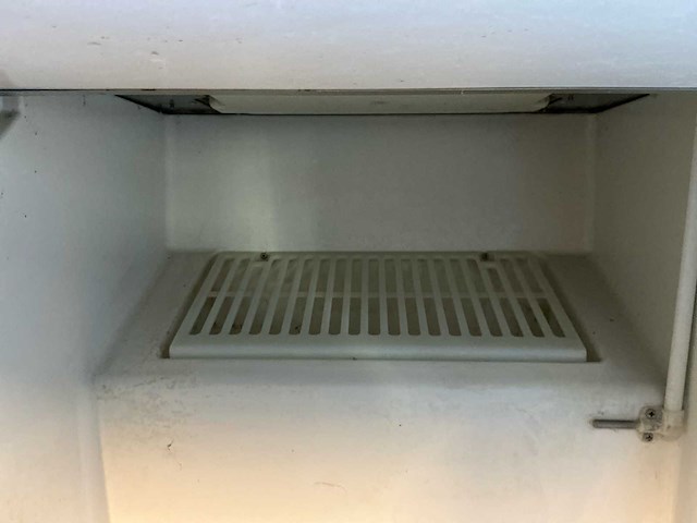 Saro eb-40 ijsblokjesmachine - afbeelding 5 van  8