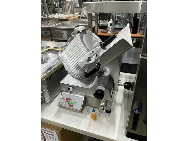 Saro f 350 i automatische snijmachine - afbeelding 2 van  7