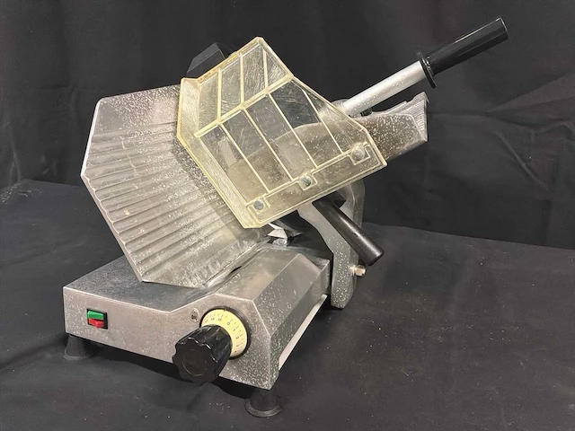 Saro fap 300 tafelsnijmachine - afbeelding 1 van  8