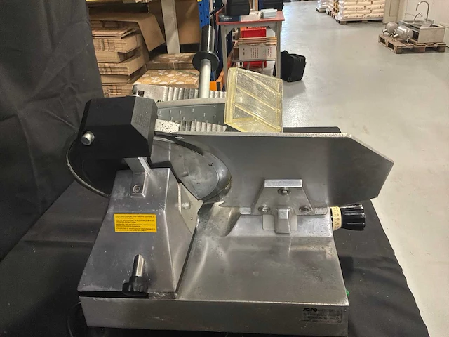 Saro fap 300 tafelsnijmachine - afbeelding 4 van  8