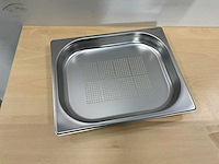 Saro geperforeerde 1/2 gn bakken (5x) - afbeelding 4 van  5