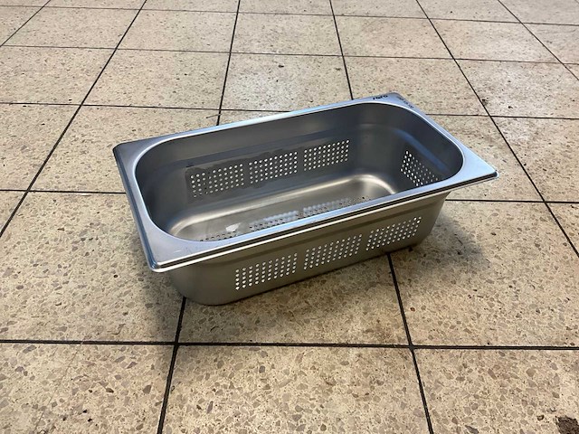 Saro geperforeerde 1/3 gn bakken (6x) - afbeelding 3 van  5