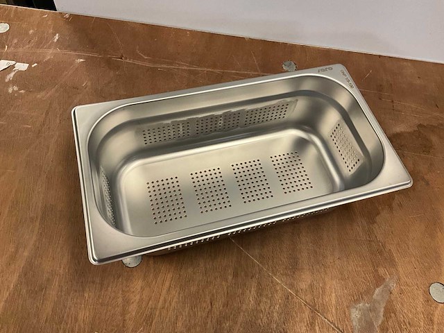 Saro geperforeerde 1/3 gn bakken (6x) - afbeelding 4 van  5