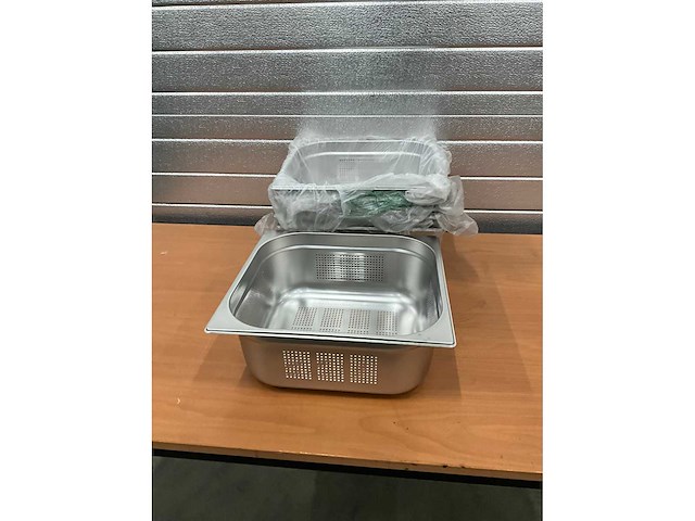 Saro geperforeerde 2/3 gn bakken (6x) - afbeelding 2 van  5