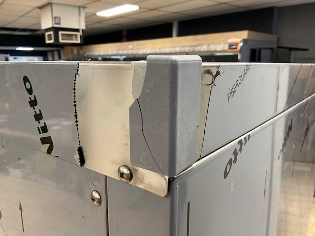 Saro kbw-21 gekoelde banquetwagen - afbeelding 4 van  13