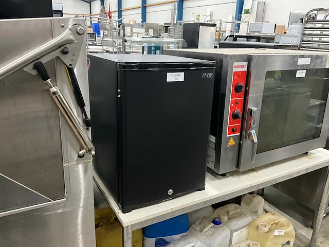 Saro mb 40 minibar - afbeelding 1 van  4