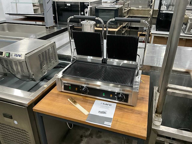 Saro pg 2 dubbele contactgrill - afbeelding 1 van  7