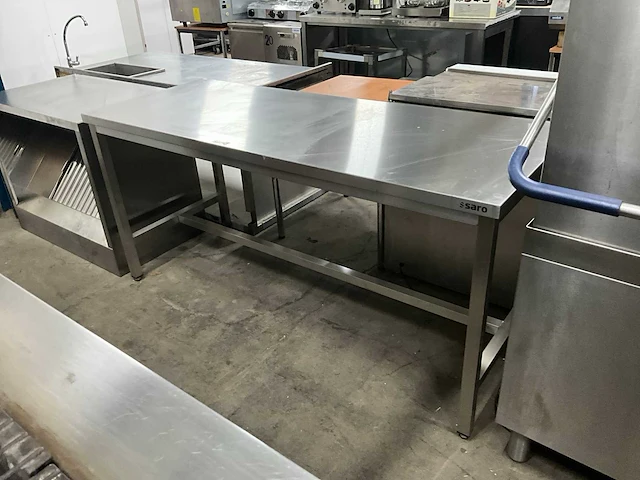 Saro rvs werktafel - afbeelding 1 van  6