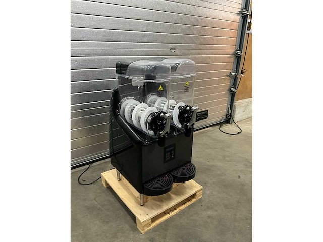Saro x ii slush puppy machine - afbeelding 5 van  11
