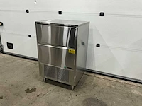 Saro zbl-90 ijsblokjesmachine - afbeelding 1 van  8