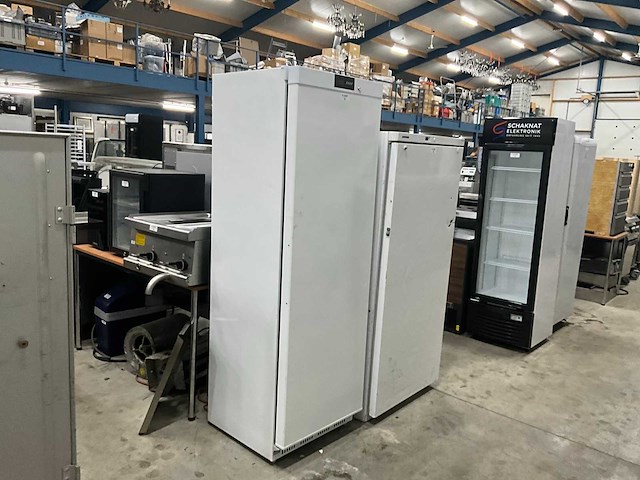Saro zht 400 r koelkast - afbeelding 1 van  8