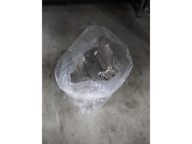 Saro - afbeelding 6 van  6