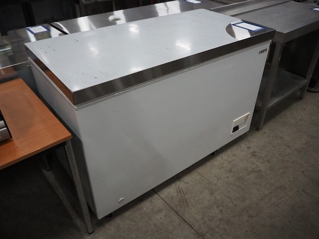 Saro - afbeelding 2 van  6